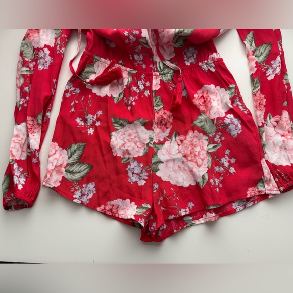 Long Sleeve Floral Romper - Size US S - Picture 15 of 16